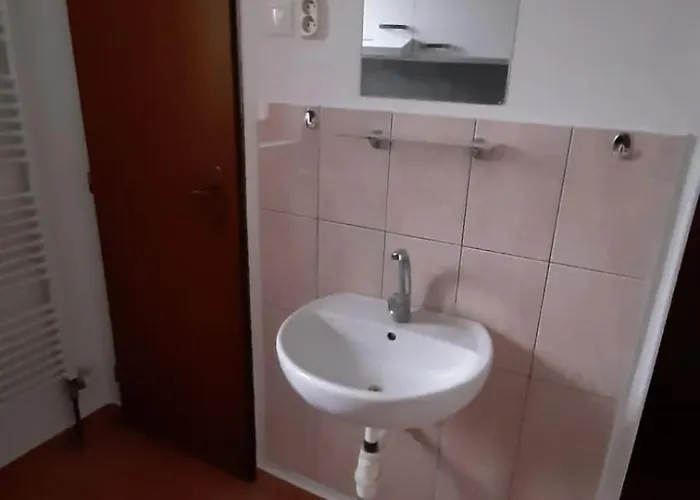 アパート Ubytovanie Zarnovica Žarnovica